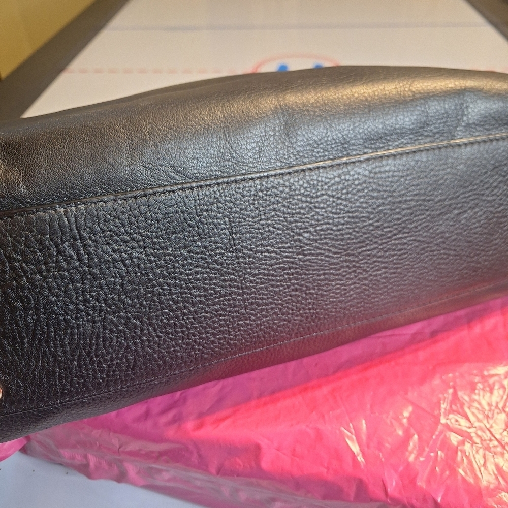 Michael Kors East West Bllack Pebble Leather Handbag - Picture 7 of 9